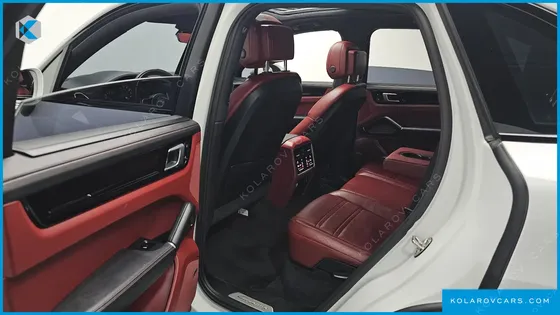 PORSCHE CAYENNE 3.0