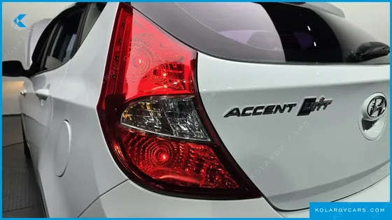 HYUNDAI ACCENT WIT 1.4 VVT PREMIER