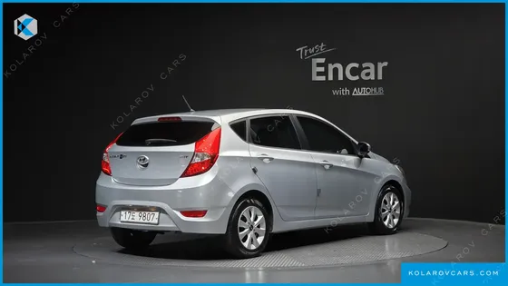 HYUNDAI ACCENT DIESEL WIT 1.6 VGT MODERN