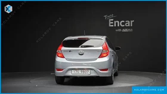 HYUNDAI ACCENT DIESEL WIT 1.6 VGT MODERN
