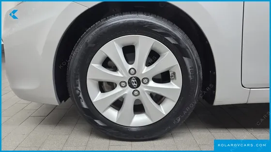 HYUNDAI ACCENT DIESEL WIT 1.6 VGT MODERN