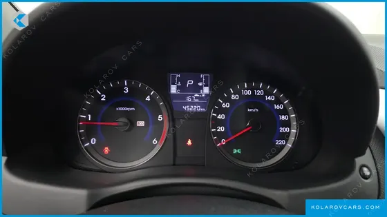 HYUNDAI ACCENT DIESEL WIT 1.6 VGT MODERN