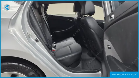 HYUNDAI ACCENT DIESEL WIT 1.6 VGT MODERN