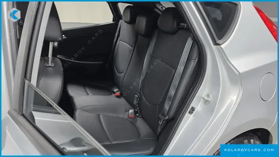 HYUNDAI ACCENT DIESEL WIT 1.6 VGT MODERN