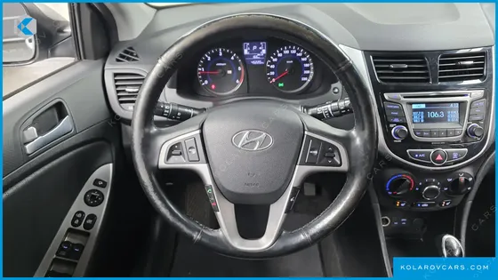 HYUNDAI ACCENT DIESEL WIT 1.6 VGT MODERN