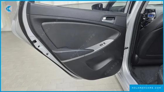 HYUNDAI ACCENT DIESEL WIT 1.6 VGT MODERN