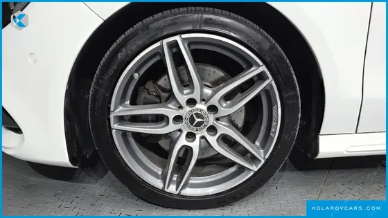 MERCEDES CLA-CLASS CLA220 AMG LINE