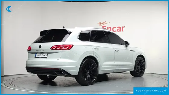 VOLKSWAGEN TOUAREG 3.0 TDI R-LINE