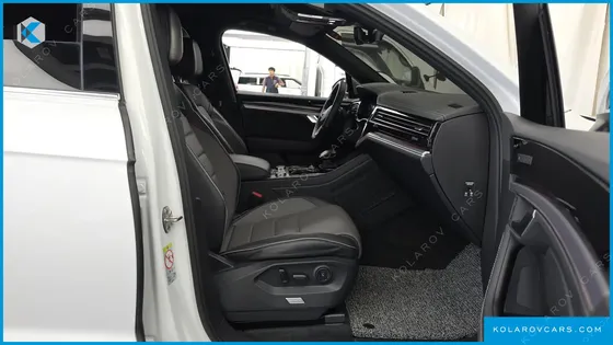 VOLKSWAGEN TOUAREG 3.0 TDI R-LINE