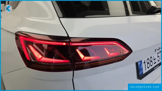 VOLKSWAGEN TOUAREG 3.0 TDI R-LINE