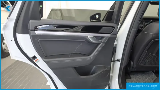 VOLKSWAGEN TOUAREG 3.0 TDI R-LINE