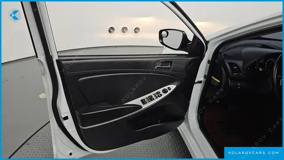 HYUNDAI ACCENT 1.4 VVT MODERN