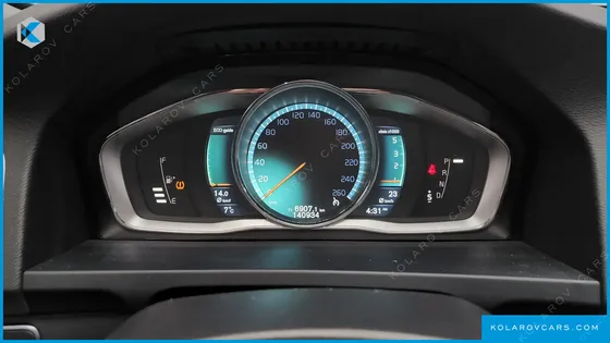 VOLVO V60 D2