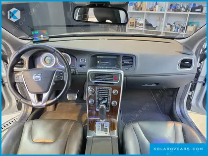 VOLVO V60 D3