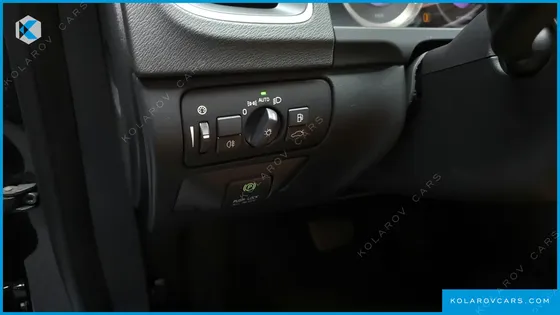 VOLVO V60 D4