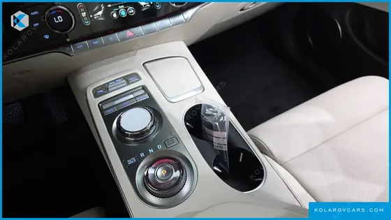 GENESIS GV70 2.5T GASOLINE 2WD