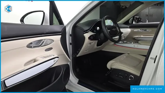 GENESIS GV70 2.5T GASOLINE 2WD