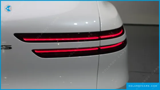 GENESIS GV70 2.5T GASOLINE 2WD
