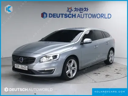 VOLVO V60 D4