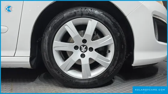 PEUGEOT 308 1.6 E-HDI MCP