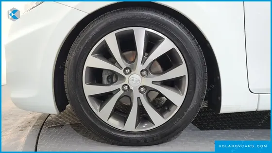 HYUNDAI ACCENT DIESEL WIT 1.6 VGT PREMIUM