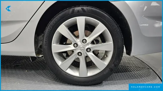 HYUNDAI ACCENT 1.6 GDI TOP
