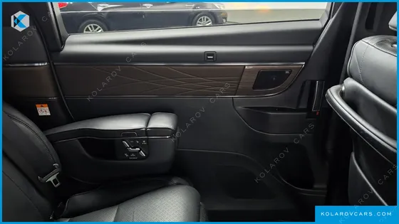 TOYOTA ALPHARD 2.5 HEV EXECUTIVE AWD