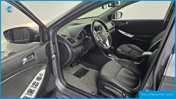 HYUNDAI ACCENT DIESEL 1.6 VGT PREMIUM