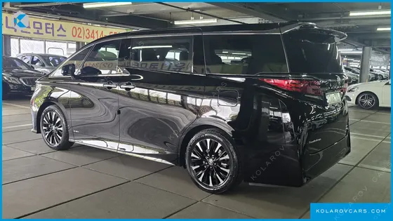 TOYOTA ALPHARD 2.5 HEV EXECUTIVE AWD