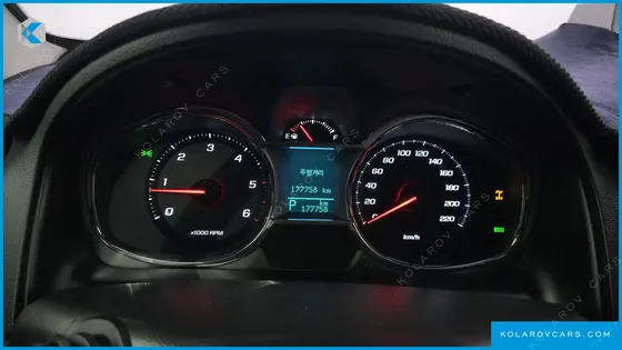 CHEVROLET (GM DAEWOO) CAPTIVA 4WD DYNAMIC RED