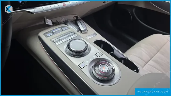 GENESIS GV70 2.5T GASOLINE 2WD