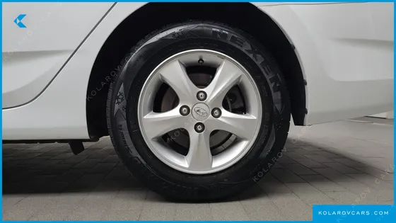 HYUNDAI ACCENT 1.4 VVT PREMIER