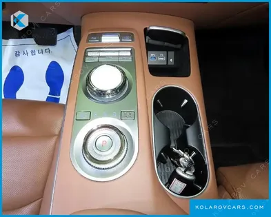 GENESIS GV70 2.5T GASOLINE 2WD