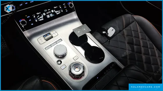 GENESIS GV70 2.5T GASOLINE 2WD