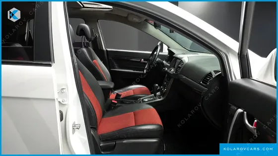 CHEVROLET (GM DAEWOO) CAPTIVA 2WD DYNAMIC RED