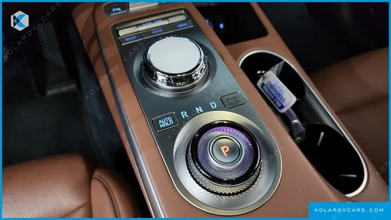 GENESIS GV70 2.5T GASOLINE 2WD