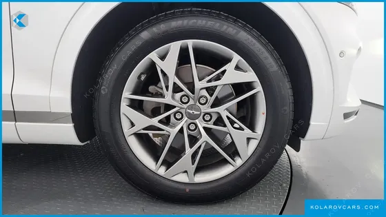 GENESIS GV70 2.5T GASOLINE 2WD