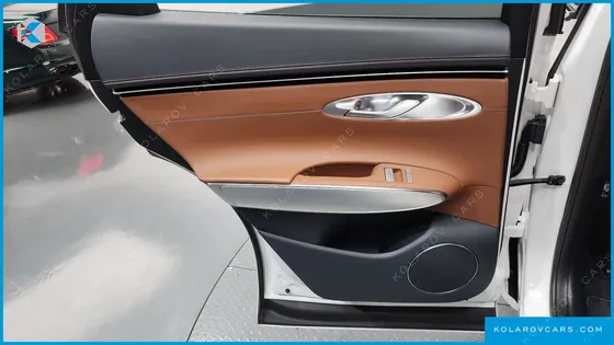 GENESIS GV70 2.5T GASOLINE 2WD