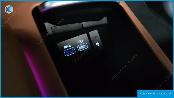GENESIS GV70 2.5T GASOLINE 2WD