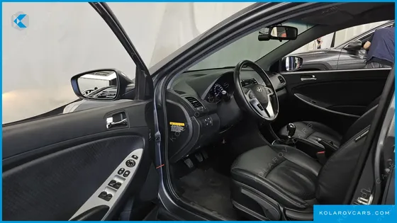 HYUNDAI ACCENT DIESEL 1.6 VGT PREMIER