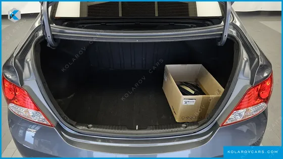 HYUNDAI ACCENT DIESEL 1.6 VGT PREMIER