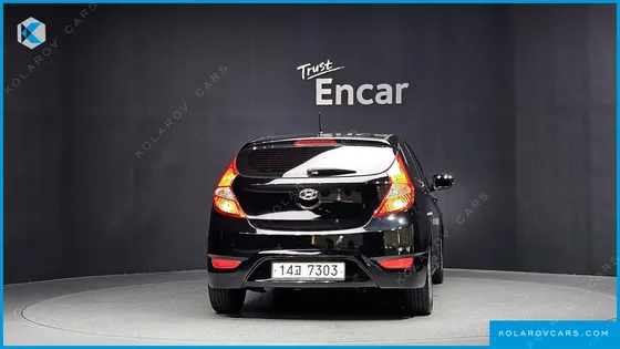 HYUNDAI ACCENT DIESEL WIT 1.6 VGT MODERN