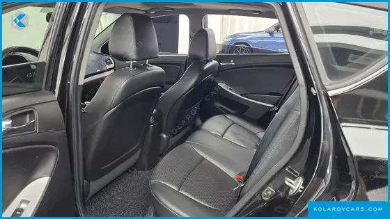 HYUNDAI ACCENT DIESEL WIT 1.6 VGT MODERN