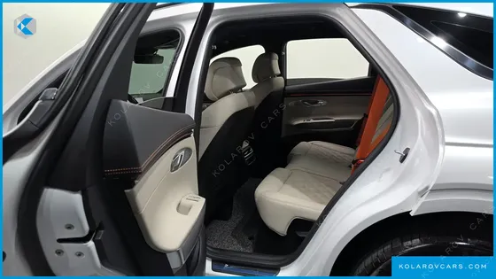 GENESIS GV70 2.5T GASOLINE 2WD