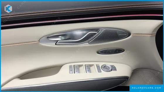 GENESIS GV70 2.5T GASOLINE 2WD