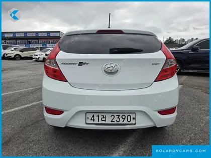 HYUNDAI ACCENT DIESEL 1.6 VGT PREMIUM
