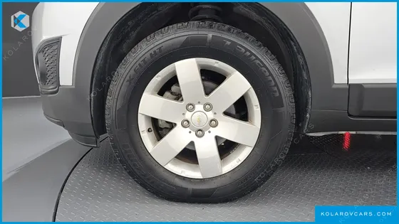 CHEVROLET (GM DAEWOO) CAPTIVA 2WD LS