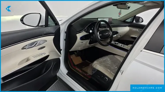 GENESIS GV70 2.5T GASOLINE 2WD