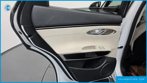 GENESIS GV70 2.5T GASOLINE 2WD
