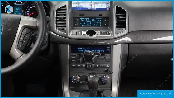 CHEVROLET (GM DAEWOO) CAPTIVA 2WD LT PREMIUM